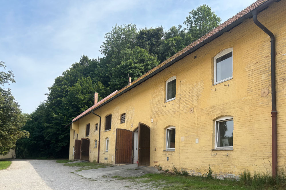 Burg Roggenstein (Burgstall Roggenstein, Ruchenstein, Rockenstein, Ruckenstain) im Landkreis Fürstenfeldbruck