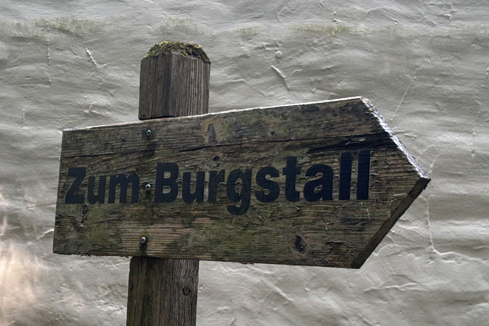 Burg Roggenstein (Burgstall Roggenstein, Ruchenstein, Rockenstein, Ruckenstain) im Landkreis Fürstenfeldbruck