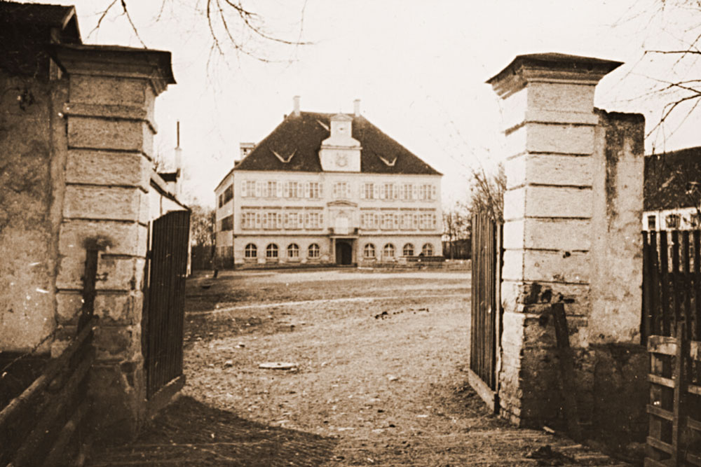 Schloss Weyhern (Glonburg, Glonnburg) im Landkreis Fürstenfeldbruck