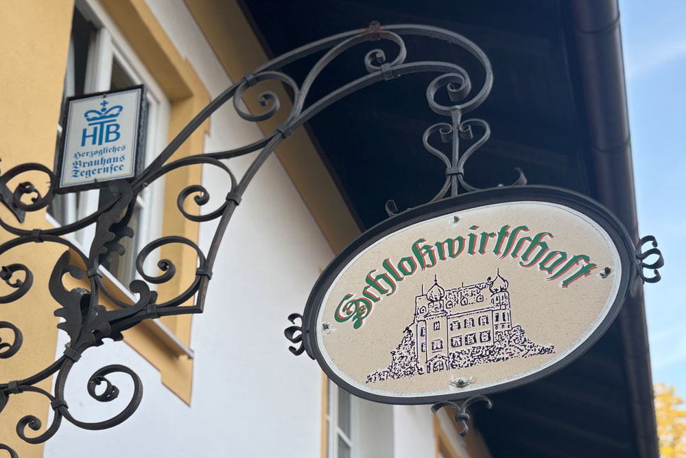 Schloss Wildenwart (Wildenwarth) im Landkreis Rosenheim