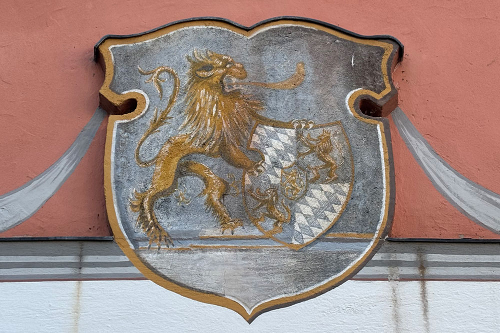 Kloster Bergen (Neuburg an der Donau) (ehemaliges Kloster der Benediktinerinnen) im Landkreis Neuburg-Schrobenhausen