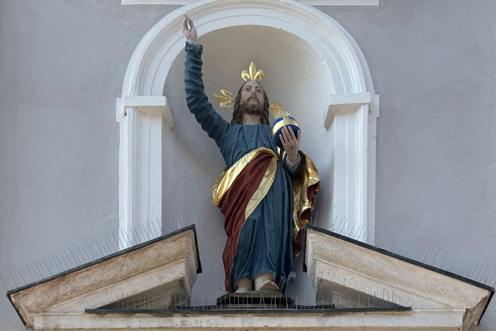 Kollegiatstift Neuburg an der Donau (Pfarrkirche St. Peter) im Landkreis Neuburg-Schrobenhausen
