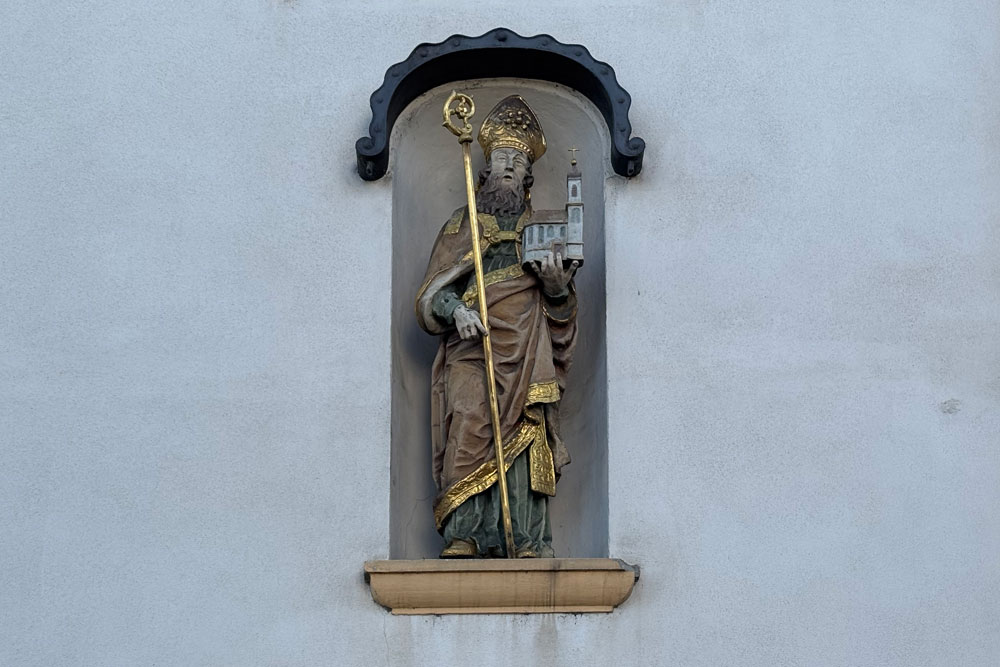 Franziskanerkloster Neuburg an der Donau (ehemalige Klosterkirche St. Anton – heute Katholische Filialkirche St. Augustin) im Landkreis Neuburg-Schrobenhausen