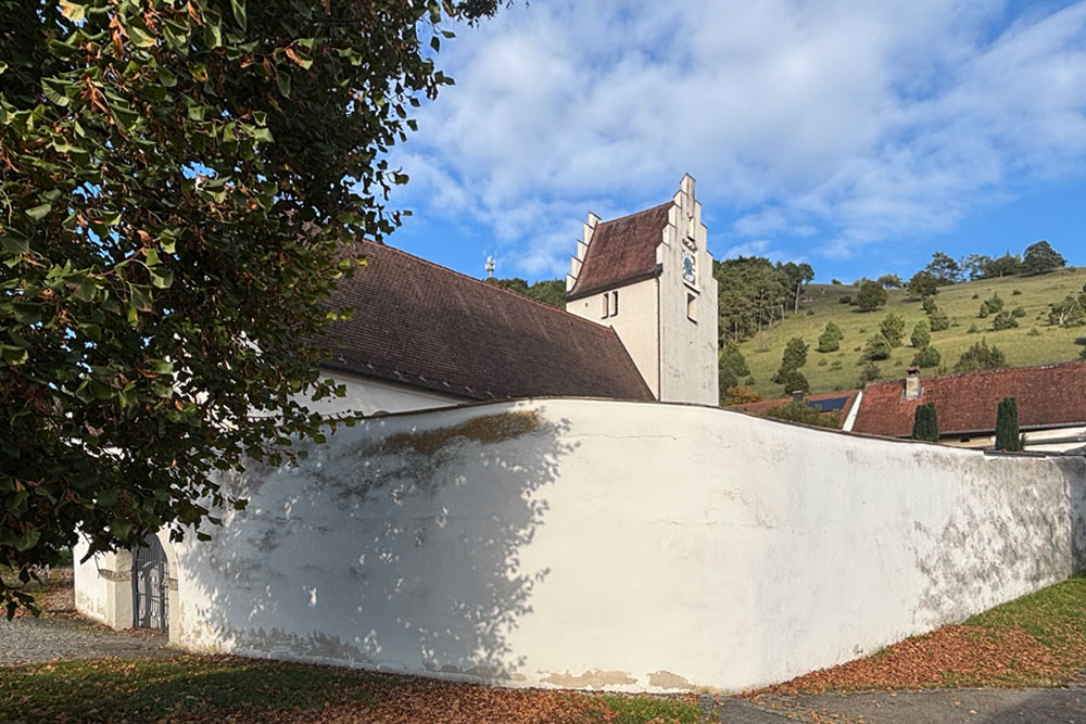 Kirchhofbefestigung Enkering Kirchhofbefestigung Enkering im Landkreis Eichstätt