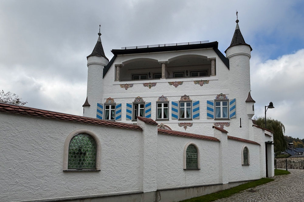 Bonnschlössl (Schloss Bernau am Chiemsee) im Landkreis Rosenheim