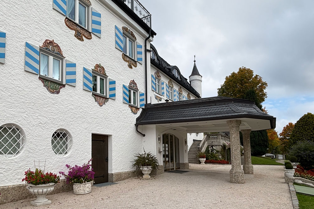 Bonnschlössl (Schloss Bernau am Chiemsee) im Landkreis Rosenheim