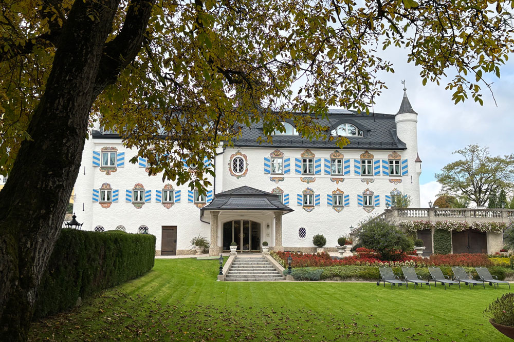 Bonnschlössl (Schloss Bernau am Chiemsee) im Landkreis Rosenheim