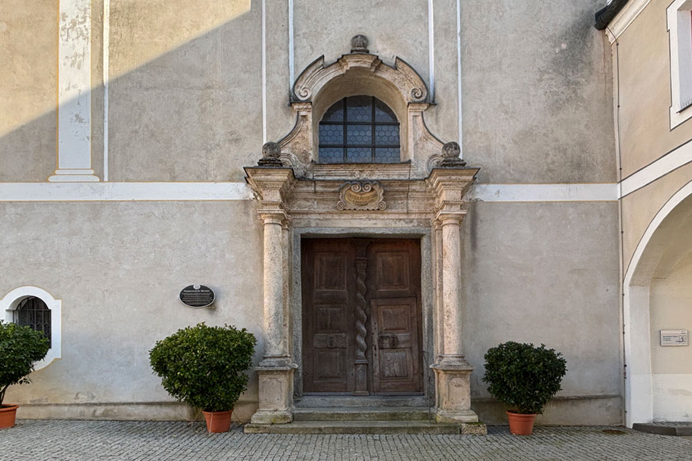 Stiftung Attl (ehemalige Benediktinerabtei Attel) Stiftung Attl (ehemalige Benediktinerabtei Attel) im Landkreis Rosenheim