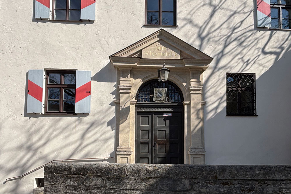 Schloss Weilheim (Pflegschloss, „Hofburg“) im Landkreis Weilheim-Schongau