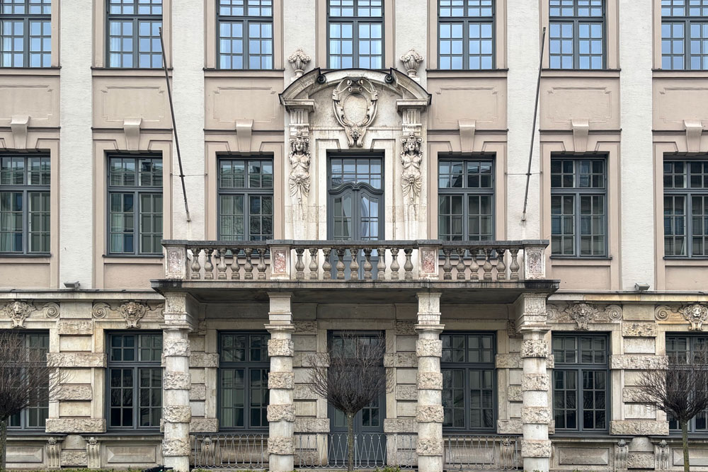 Palais Matuschka (München) in München