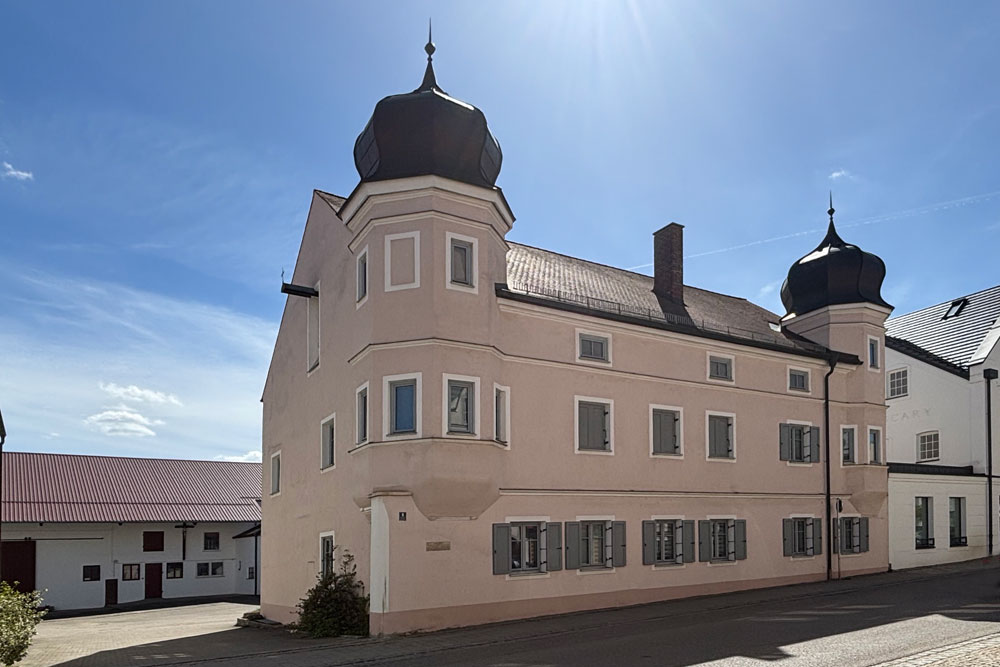 Prandtenhof (Kösching) (Prandtenhof, Meilingerhof, Rablhof, Rablbauernhof) im Landkreis Eichstätt