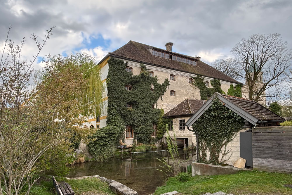 Kloster Polling (ehemaliges Kloster der Benediktiner, dann der Augustiner-Chorherren) im Landkreis Weilheim-Schongau