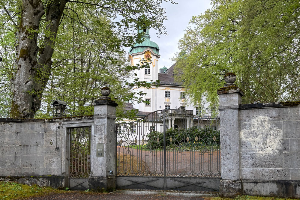 Schloss Hirschberg (am Haarsee) im Landkreis Weilheim-Schongau