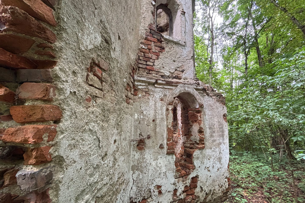 Kapellenruine Blumenthal (Sankt Georg und Sankt Elisabeth) im Landkreis Aichach-Friedberg