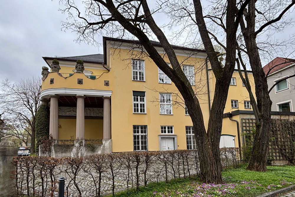Palais Freyberg (München) (Palais Freyberg-Schütz, Müllerhaus) in München