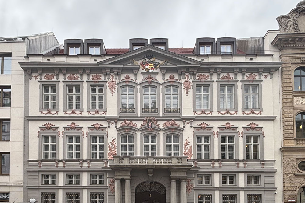 Palais Neuhaus-Preysing (München) (Palais Perfall, Palais Preysing) in München