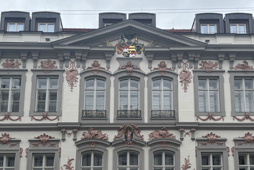 Palais Neuhaus-Preysing (München) (Palais Perfall, Palais Preysing) in München