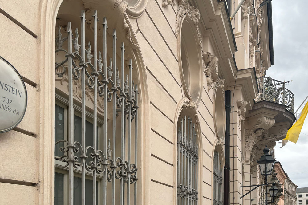 Palais Holnstein (München) (Palais Königsfeld, Erzbischöfliches Palais) in München