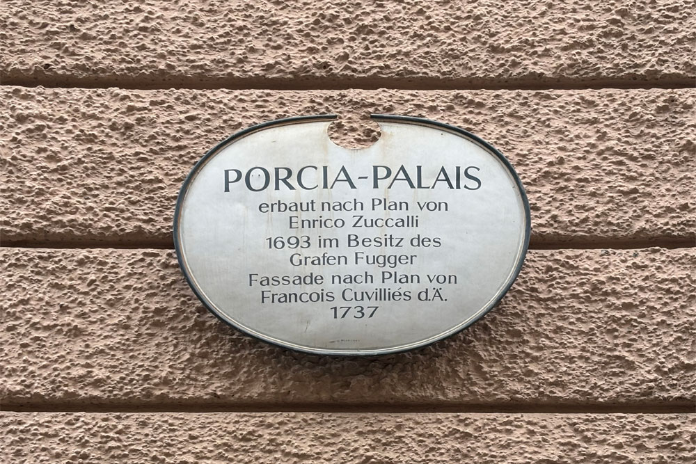 Palais Porcia (München) (Palais Portia, Palais Fugger, Palais Fugger-Portia) in München
