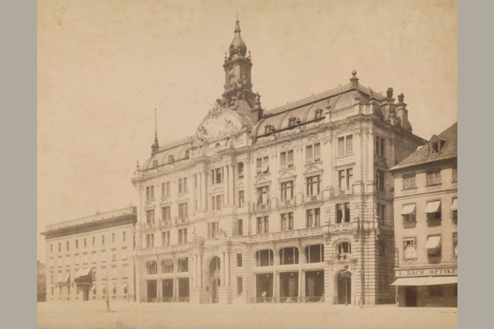 Bernheimer-Palais (Palais Bernheimer, Bernheimer-Haus, Lenbach-Palais, Palais am Lenbachplatz) in München