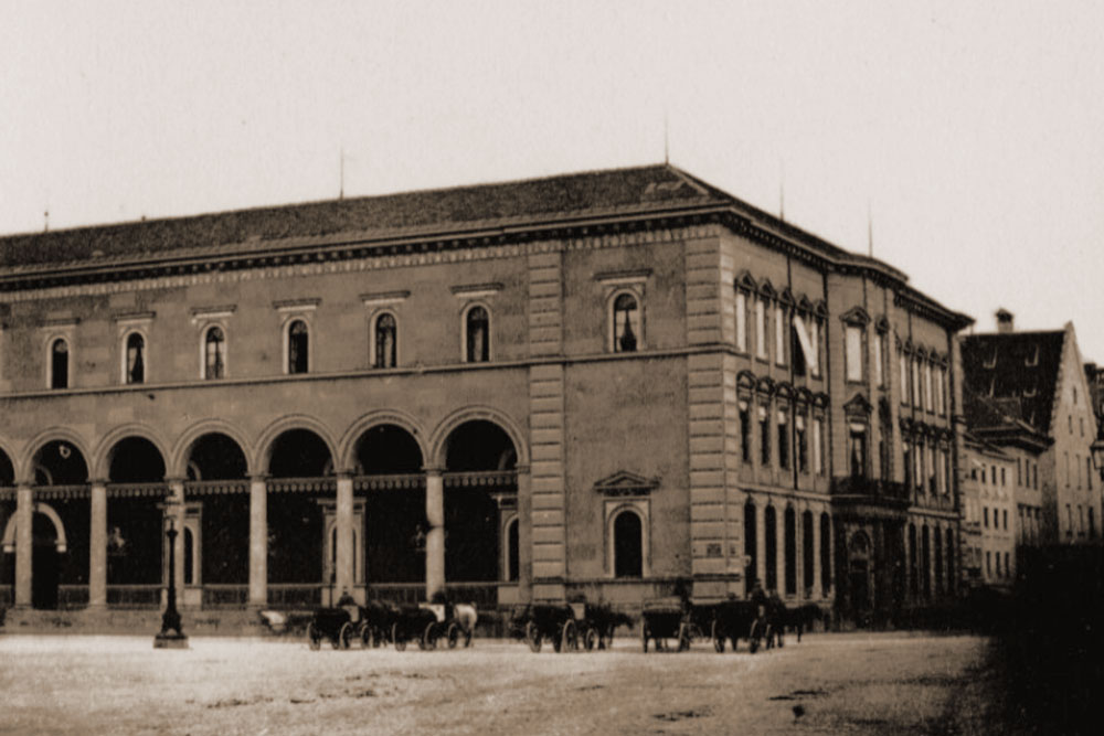 Palais Perusa (Palais Törring-Jettenbach, Palais des Comte de la Pérouse) in München