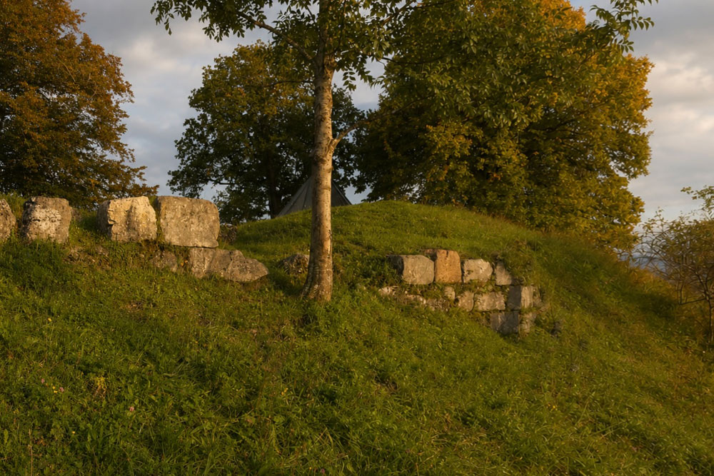 Burgruine Obertettelham Burgruine Obertettelham im Landkreis Traunstein