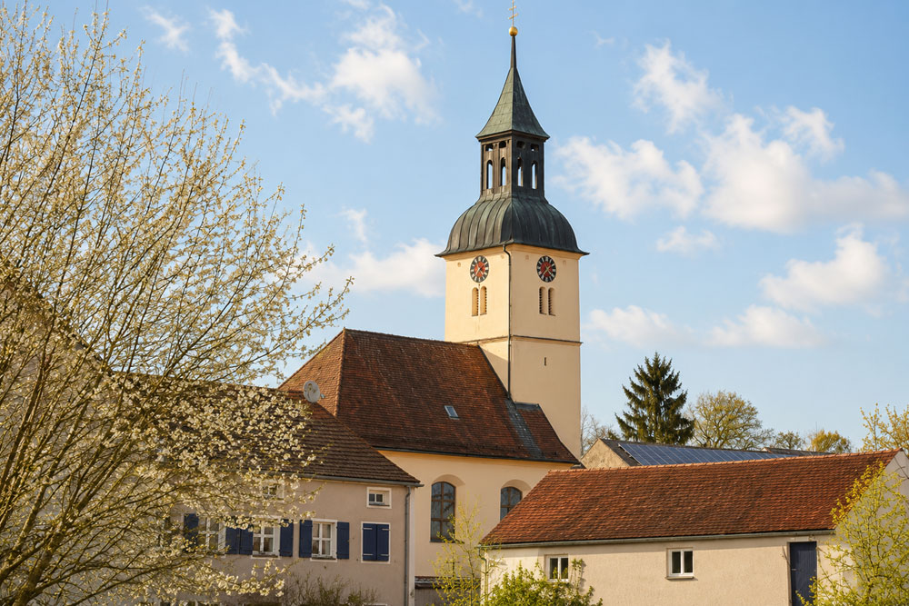 Kirchhofbefestigung Wolkertshofen (Wehrkirche St. Quirinus) Kirchhofbefestigung Wolkertshofen (Wehrkirche St. Quirinus) im Landkreis Eichstätt