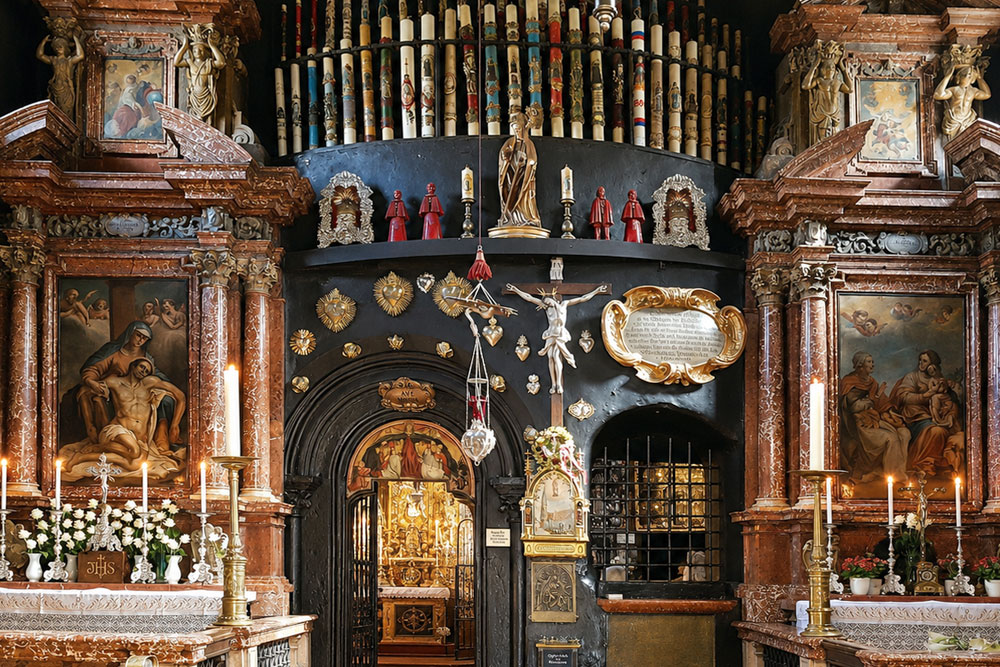 Königshof Altötting - Gnadenkapelle Königshof Altötting im Landkreis Altötting