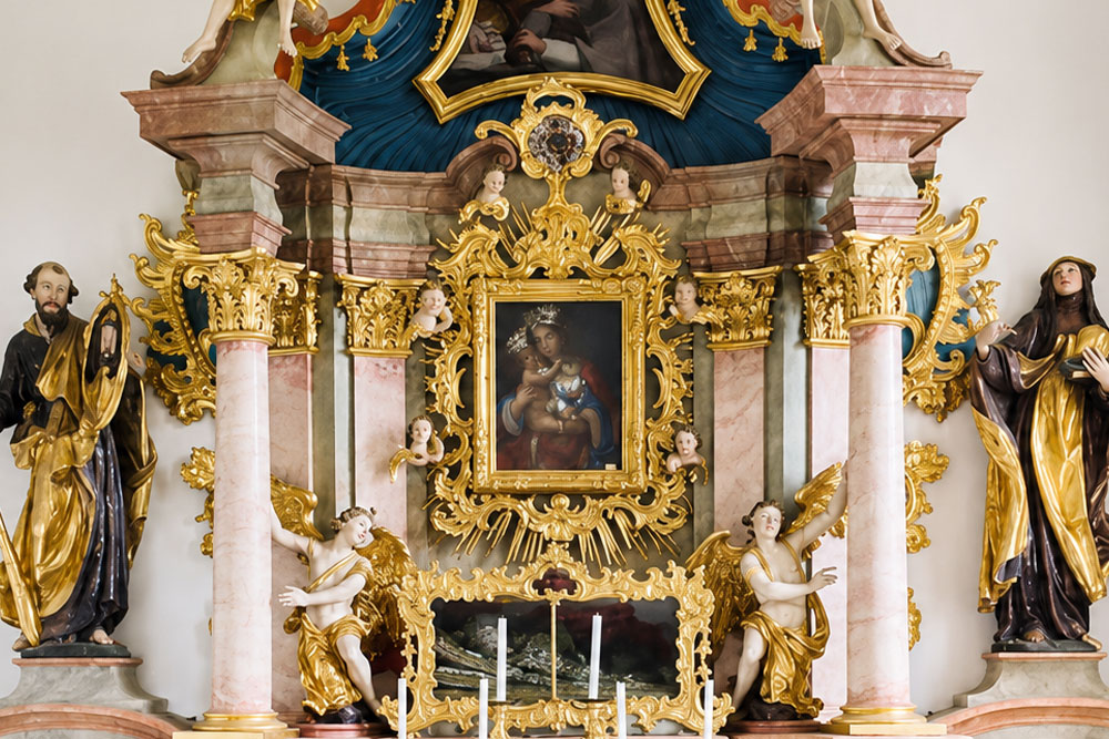 Schloss Steeg (Wasserschloss) im Landkreis Mühldorf am Inn in Bayern