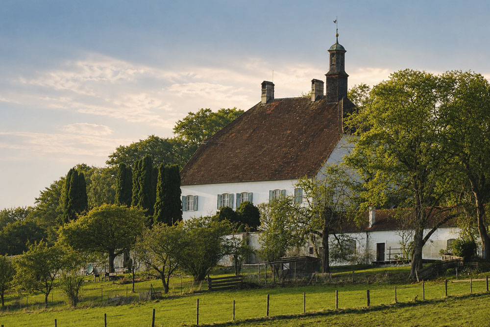 Schloss Rößlberg (Rößlsberg, Rösselsberg, Gut Rößlberg) im Landkreis Starnberg