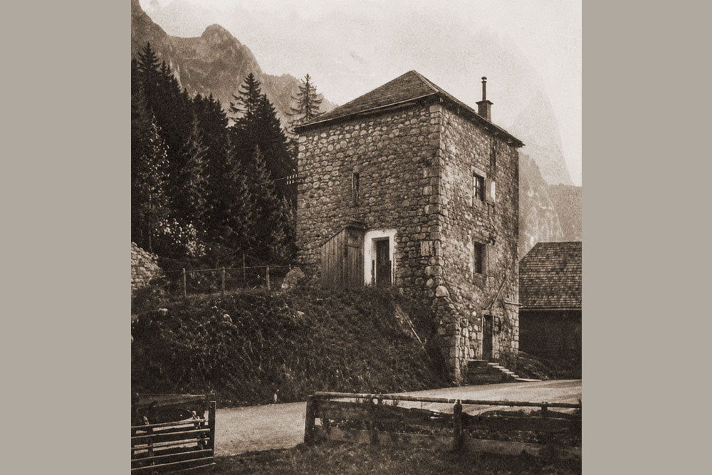 Turm Hallthurm (Hallturm) - Historische Echtfotokarte, 1905 gelaufen Turm Hallthurm (Hallturm) im Landkreis Berchtesgadener Land