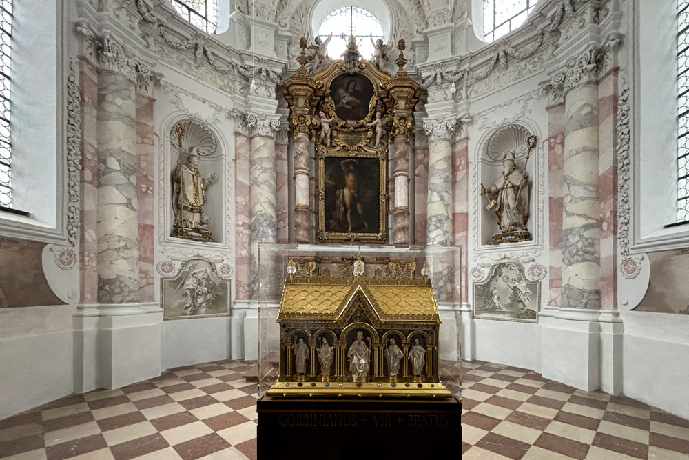 Bischöfliches Residenzschloss Freising (Kloster) im Landkreis Freising