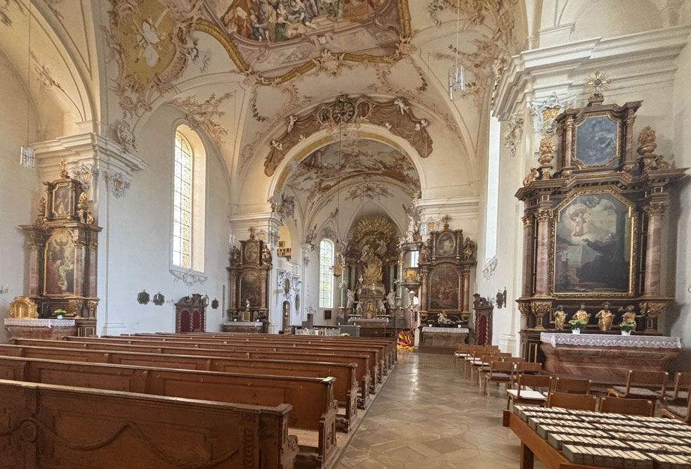 Franziskanerkloster Grafrath-Unteralting (ehemaliges Benediktinerkloster) - Wallfahrtskirche St. Rasso Franziskanerkloster Grafrath-Unteralting (ehemaliges Benediktinerkloster) im Landkreis Fürstenfeldbruck