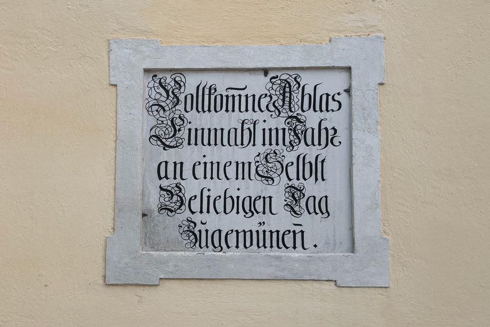 Franziskanerkloster Grafrath-Unteralting (ehemaliges Benediktinerkloster) - Wallfahrtskirche St. Rasso Franziskanerkloster Grafrath-Unteralting (ehemaliges Benediktinerkloster) im Landkreis Fürstenfeldbruck