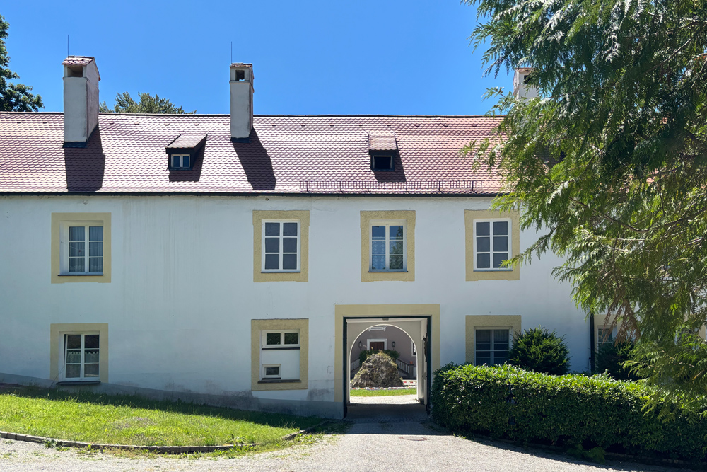 Schloss Berg (Bayern) im Landkreis Starnberg
