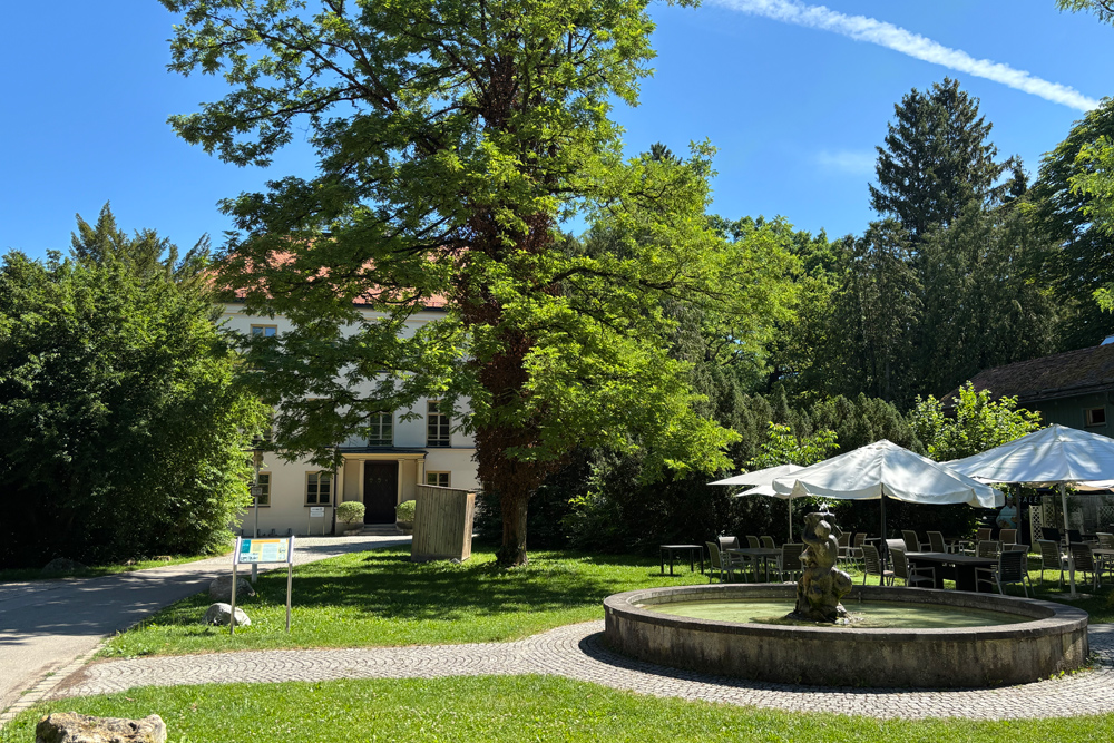 Schloss Fussberg (Schloss Gauting) im Landkreis Starnberg
