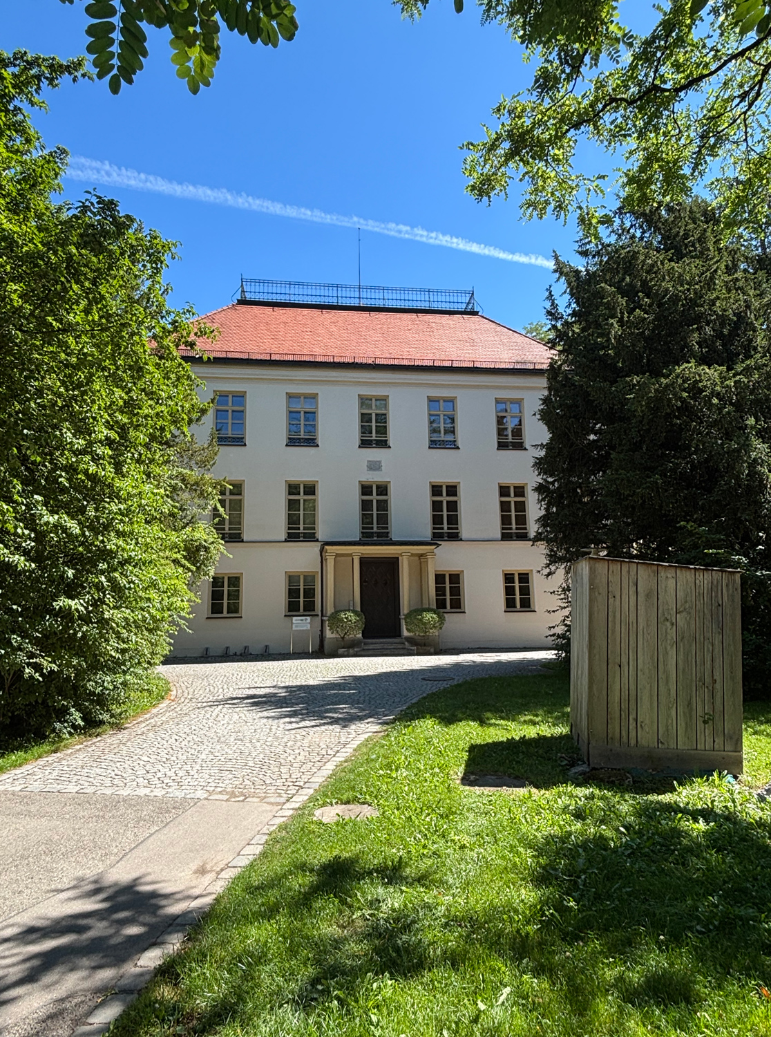 Schloss Fussberg (Schloss Gauting) im Landkreis Starnberg