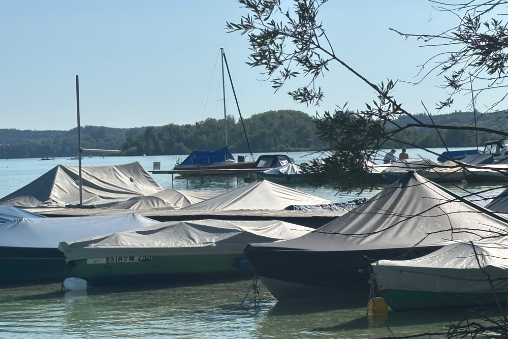 Schloss Wörth (Oberbayern) (Wörthschlössl, Wörthseeschlössl) im Landkreis Starnberg
