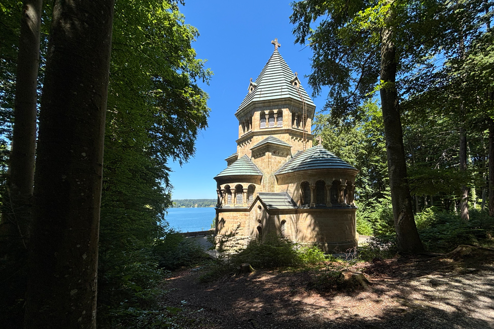 Votivkapelle (Berg) beim Schloss Berg (Bayern) im Landkreis Starnberg