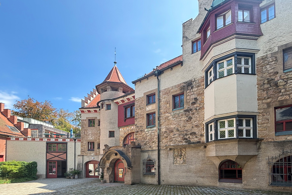 Burg-Schwaneck-03-web
