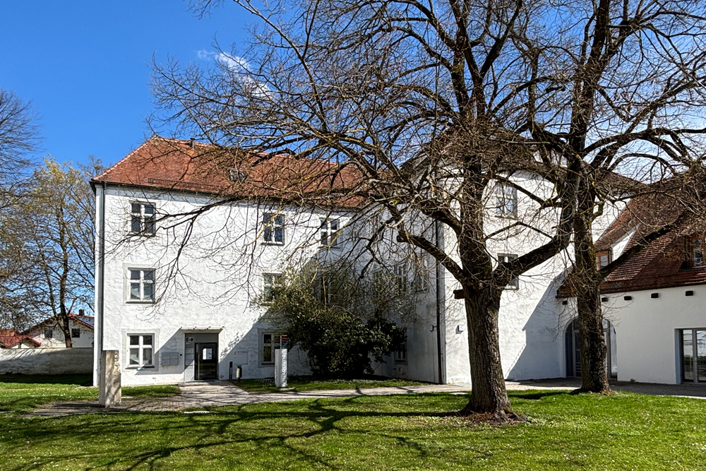 Schloss-Koesching-05-web