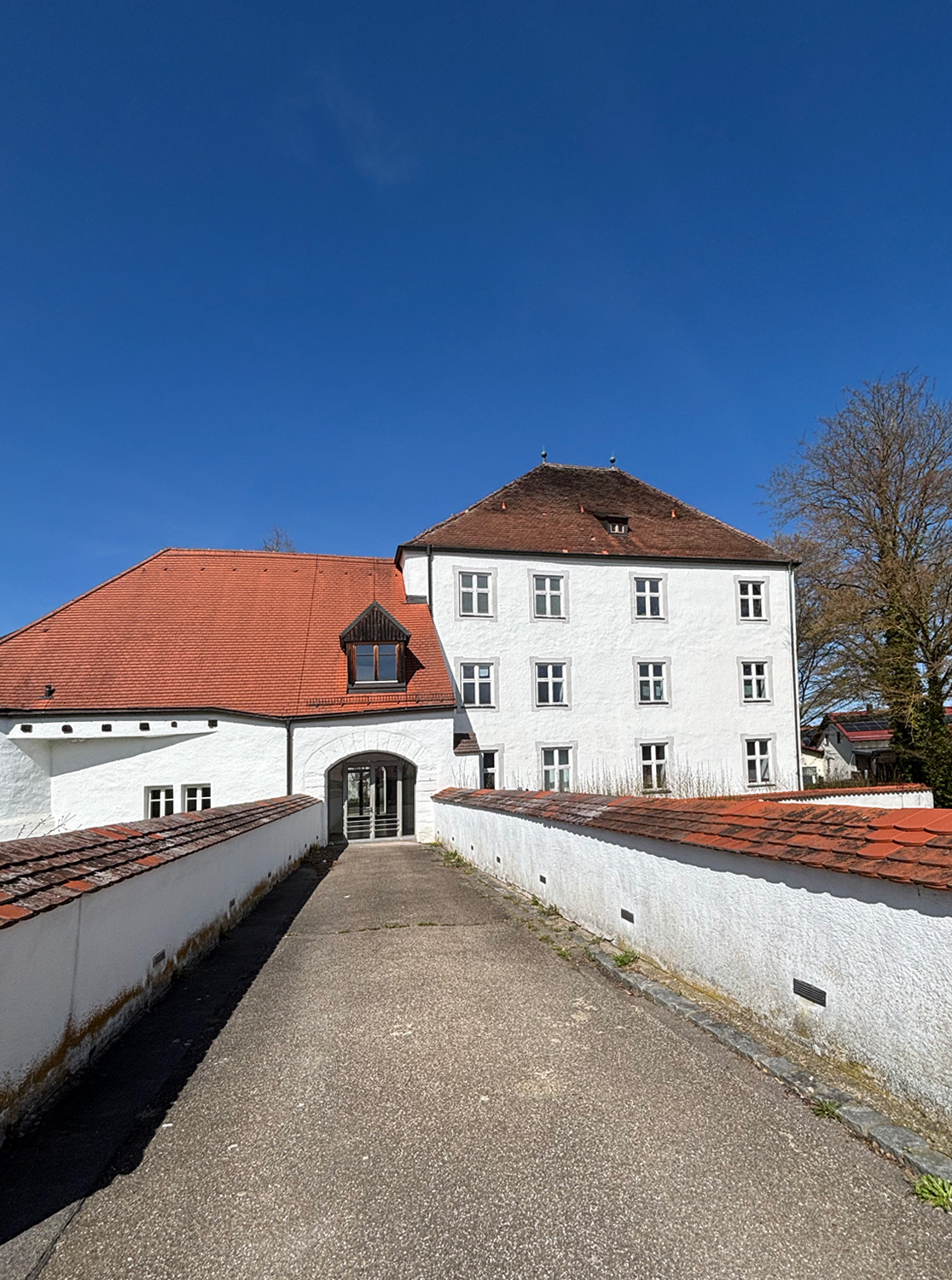 Schloss-Koesching-G-web