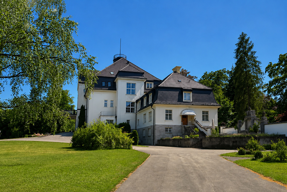 Schloss-Weidenkam-KI-03-web