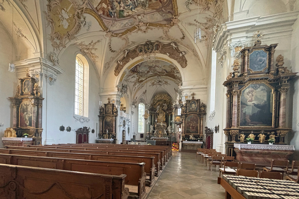 Franziskanerkloster Grafrath-Unteralting (ehemaliges Benediktinerkloster) - Wallfahrtskirche St. Rasso Franziskanerkloster Grafrath-Unteralting (ehemaliges Benediktinerkloster) im Landkreis Fürstenfeldbruck