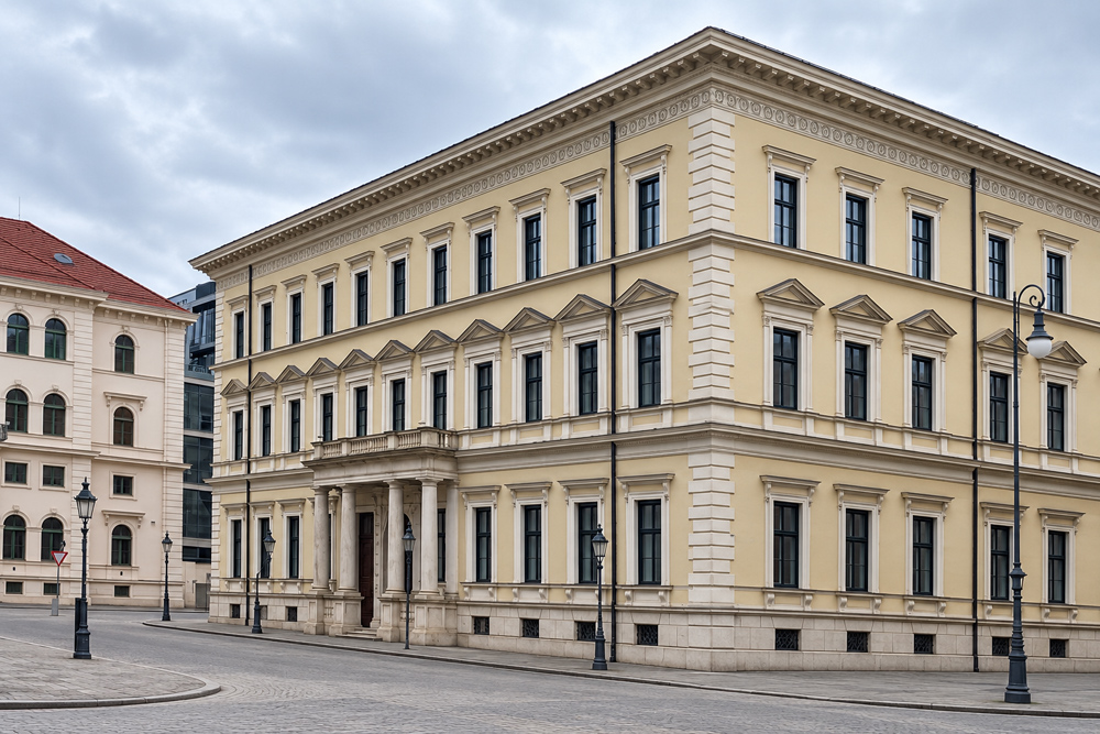 Palais Leuchtenberg (München) (Palais Prinz Luitpold) Palais Leuchtenberg (München) (Palais Prinz Luitpold) in München