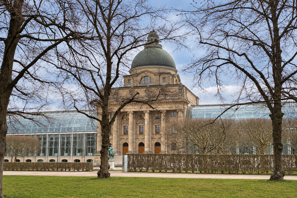 Residenz-Muenchen-D19-KI-web