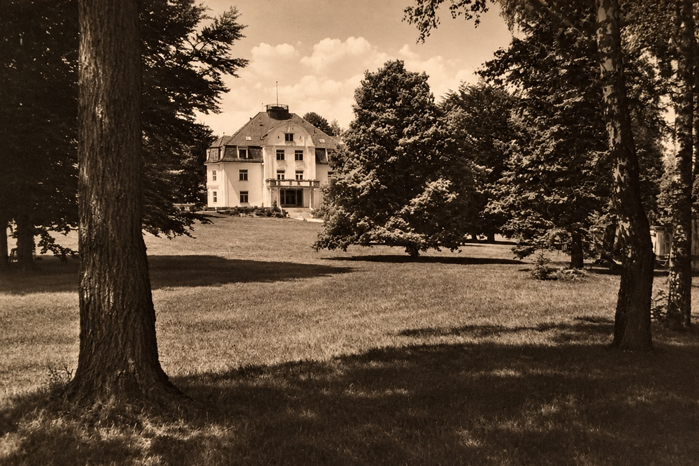Schloss Weidenkam - Historische Echtfotokarte, um 1925 Schloss Weidenkam im Landkreis Bad Tölz-Wolfratshausen