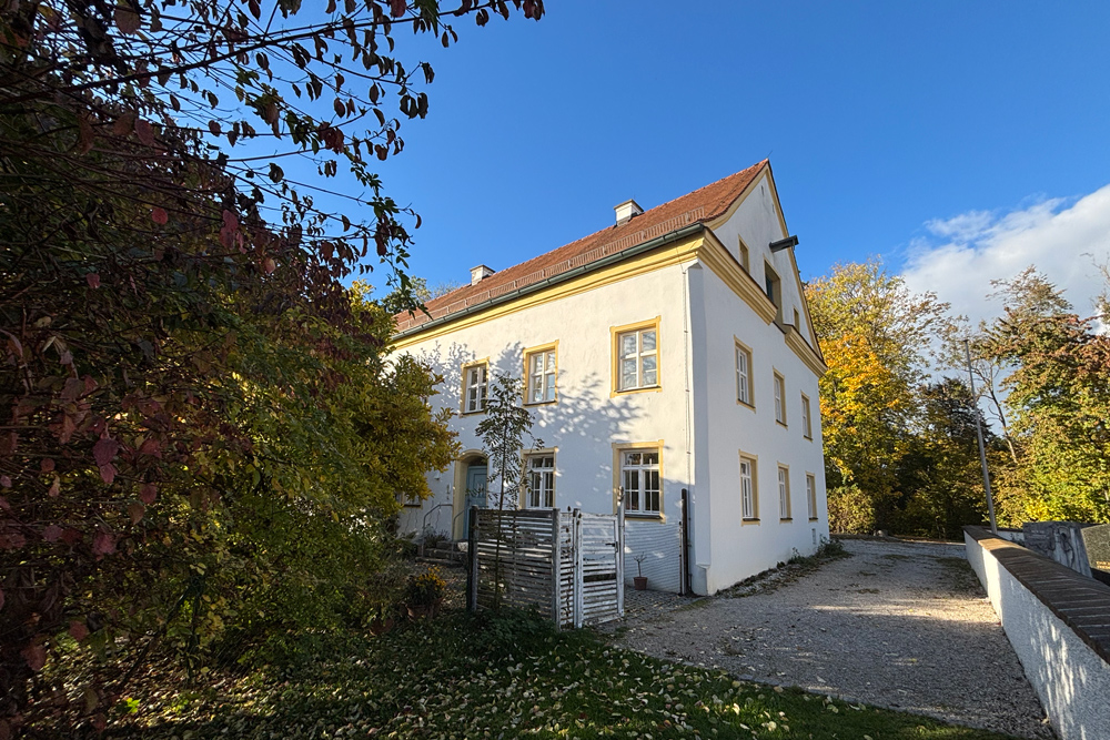 Oberes-Schloss-Salmanskirchen-03-web