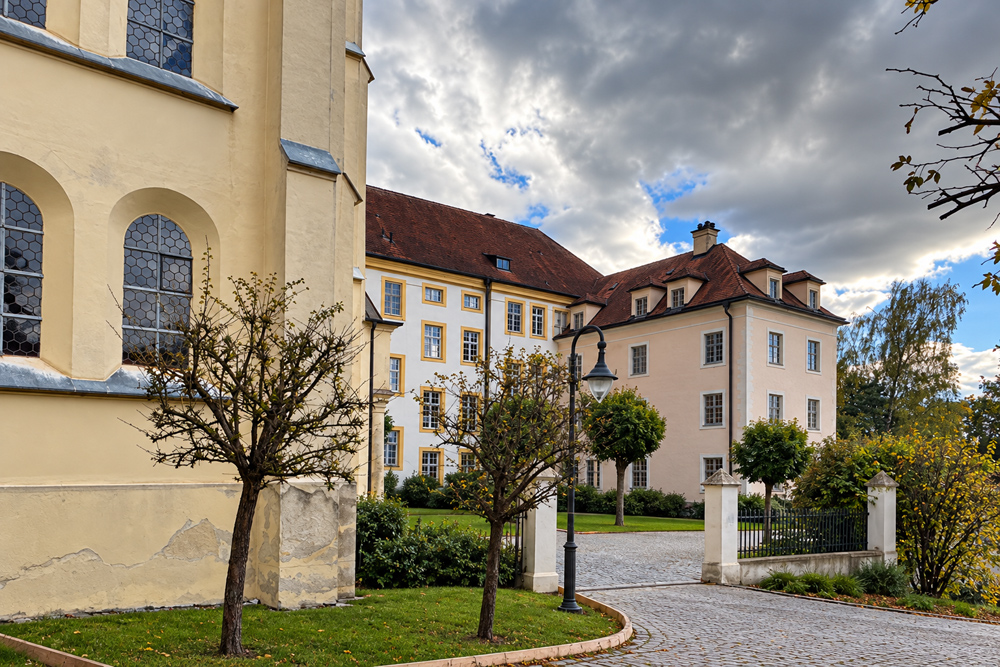 Schloss-Zangberg-03-KI-web